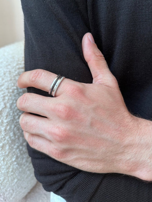 Bague BOUCHERON "Quatre Black Edition" en or blanc et PVD noir